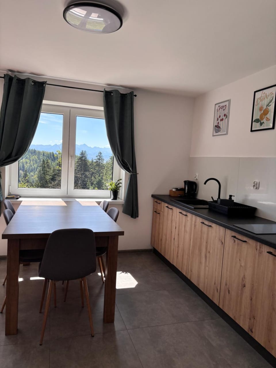 Apartament Zielone Wzgórze Pod Turbaczem Apartment in Lesser Poland Voivodeship