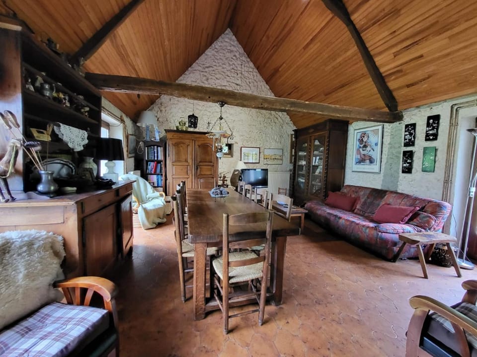 Communal lounge/ TV room, Living room