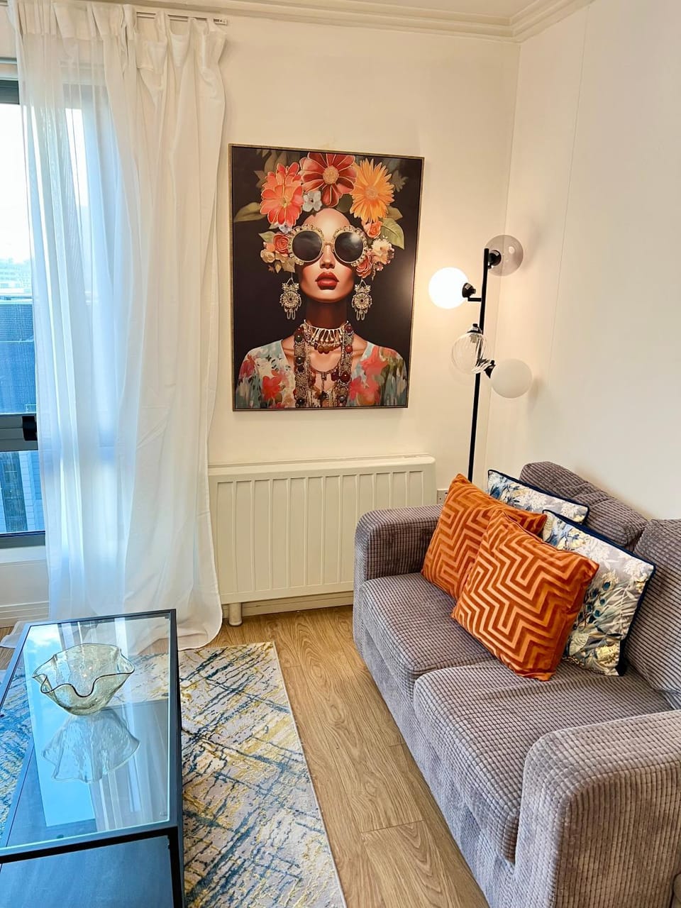 Living room, Decorative detail, Seating area