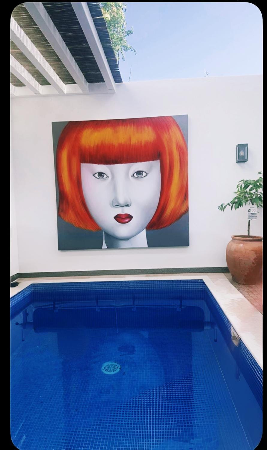 Swimming pool