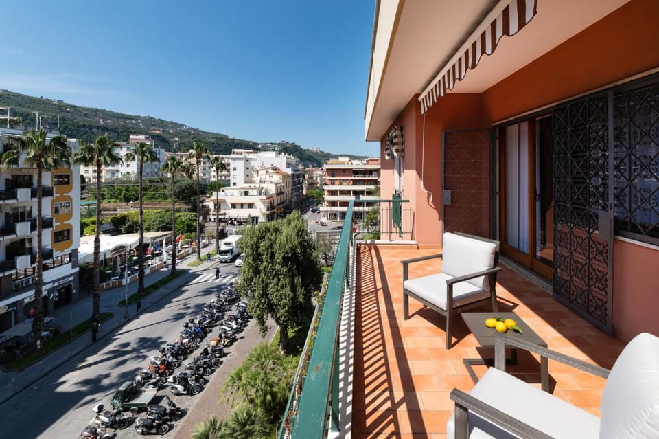 View (from property/room), Balcony/Terrace
