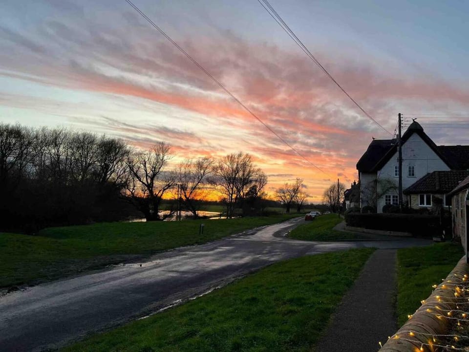 Outbuilding with river views in Cambridgeshire Apartment in South Cambridgeshire District