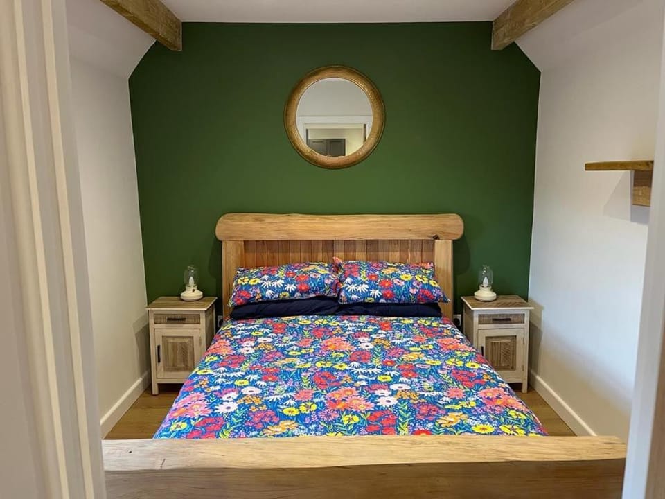 Outbuilding with river views in Cambridgeshire Apartment in South Cambridgeshire District