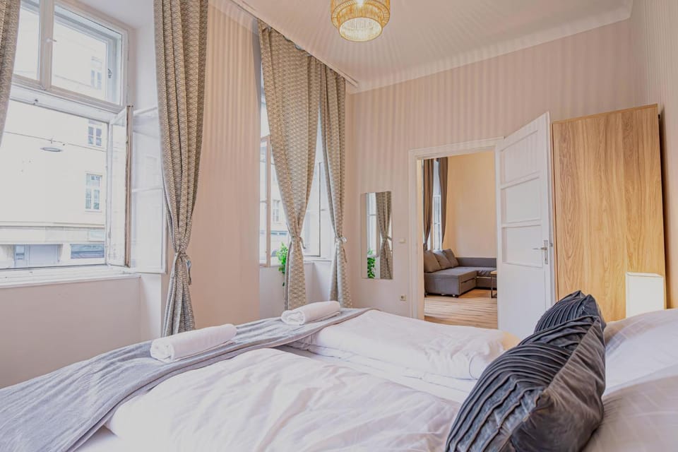 Bed, Bedroom, wardrobe