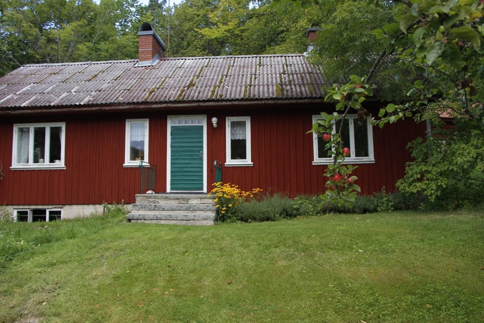 Lilla Halängen cottages, Mormors hus House in Västra Götaland County