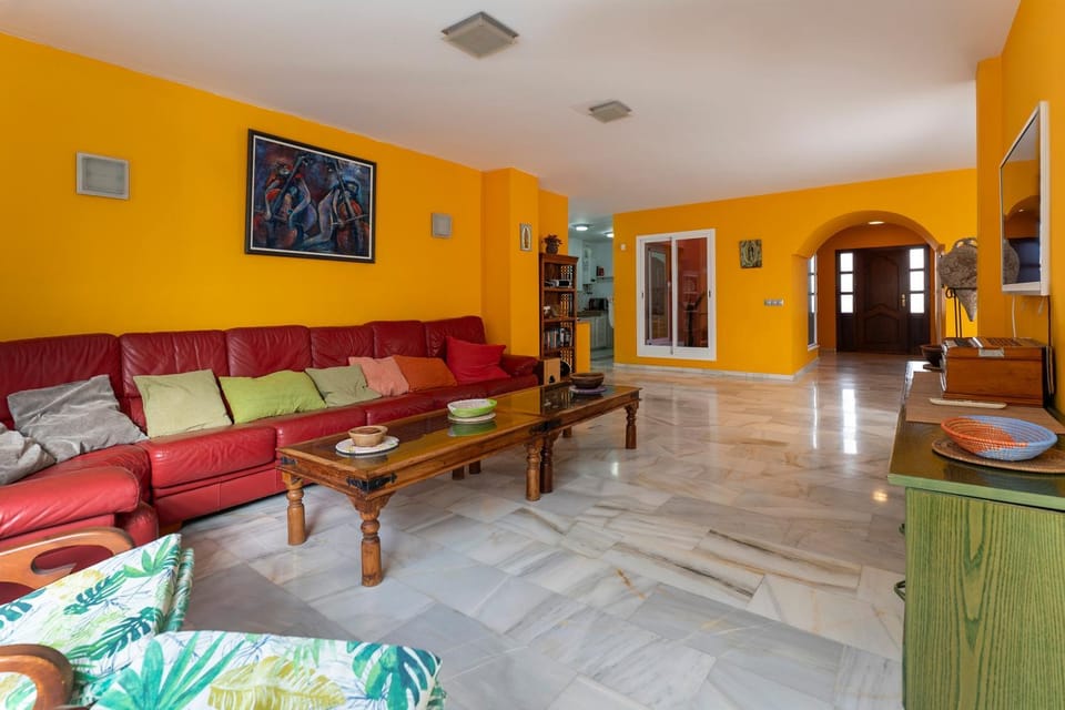 Communal lounge/ TV room, Living room