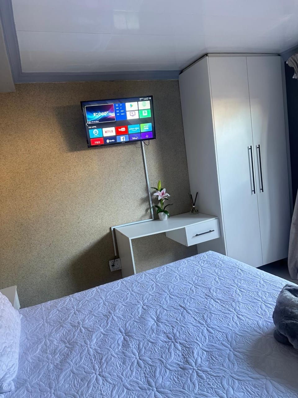 Maduwa Guest House Bed and Breakfast in Gauteng