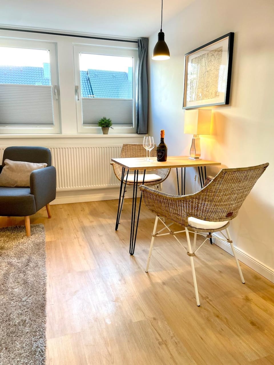 Living room, Seating area