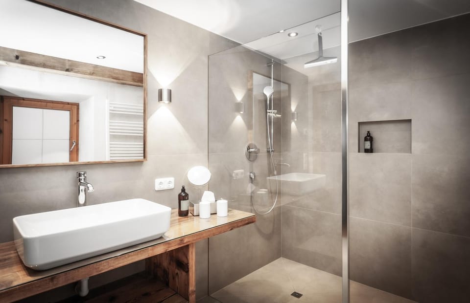 Shower, Bathroom, towels