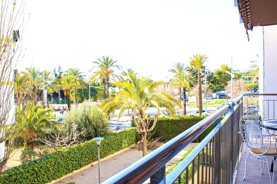 Garden view, Garden view