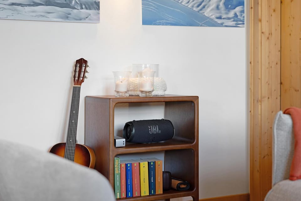 Property building, Living room