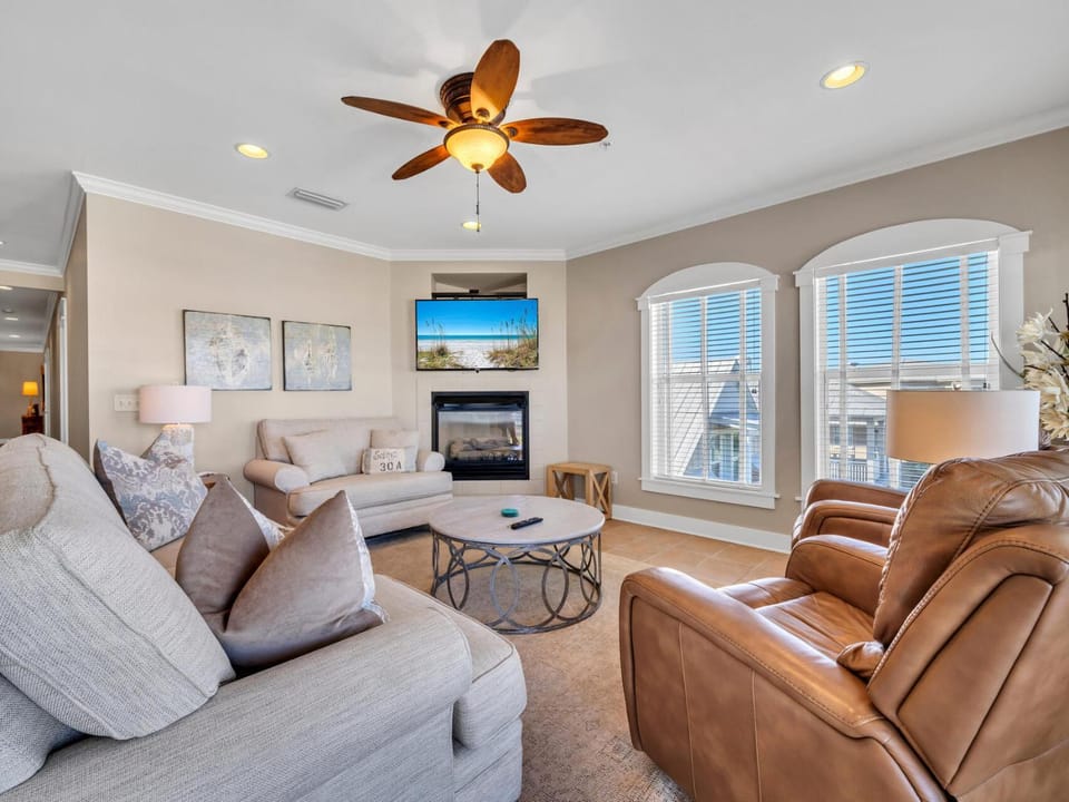 Penthouse Paradise Condo at Seacrest Apartment in Rosemary Beach