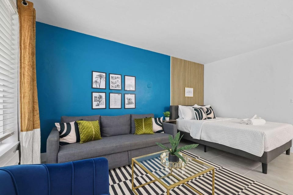 Beachfront Bliss 1BR Miami Beach Apartment in Miami Beach