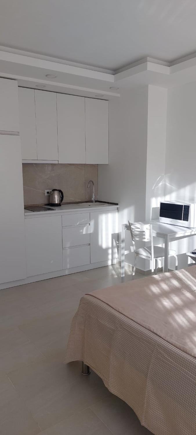 Apart Hotel Sunrise Apartment in Batumi