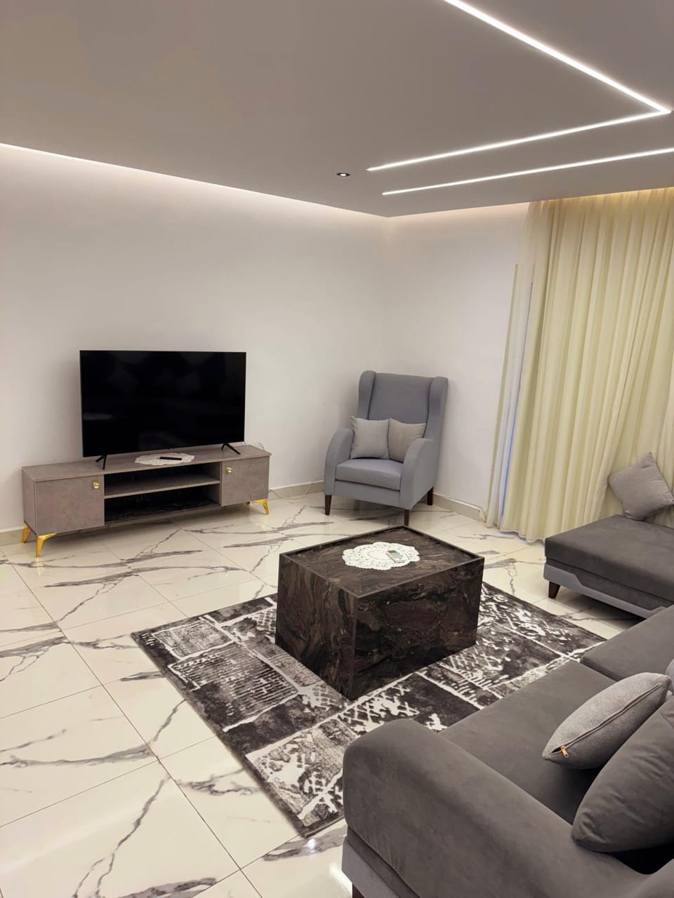 LUXURY HOTEL APARTMENT 2bedroom front of City Stars Apartment in Cairo Governorate