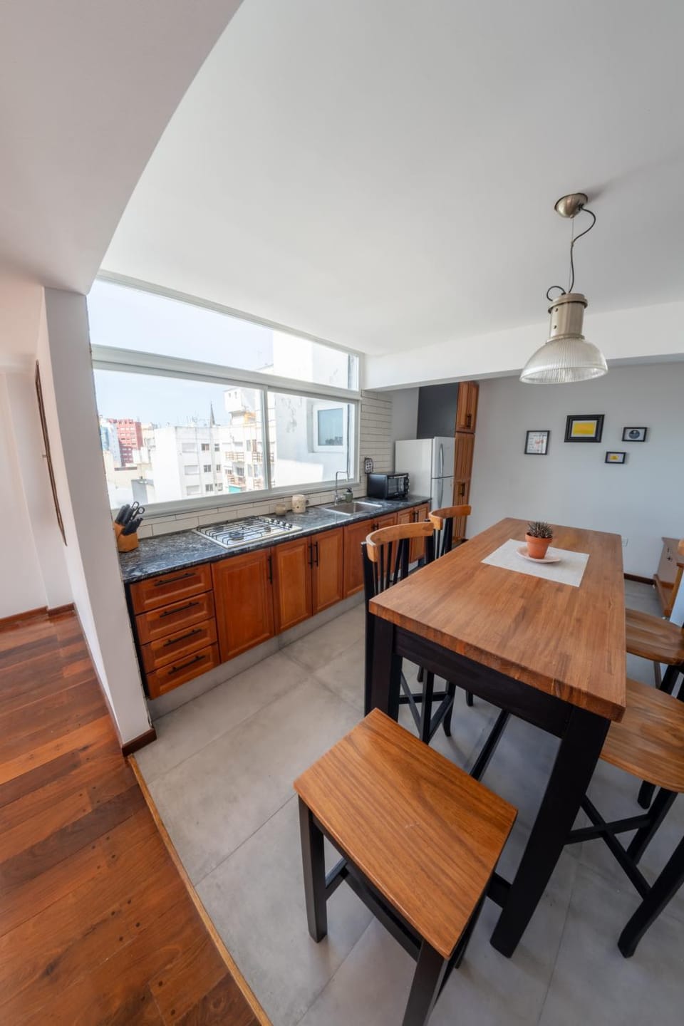 Yrigoyen - 6 Huéspedes Amplio y Moderno con Terraza en el Centro Apartment in Mar del Plata