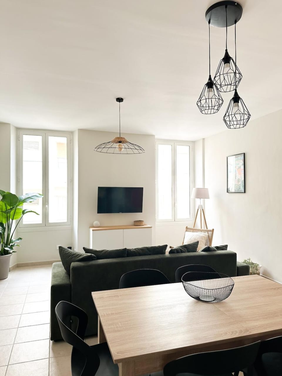 Living room, Dining area