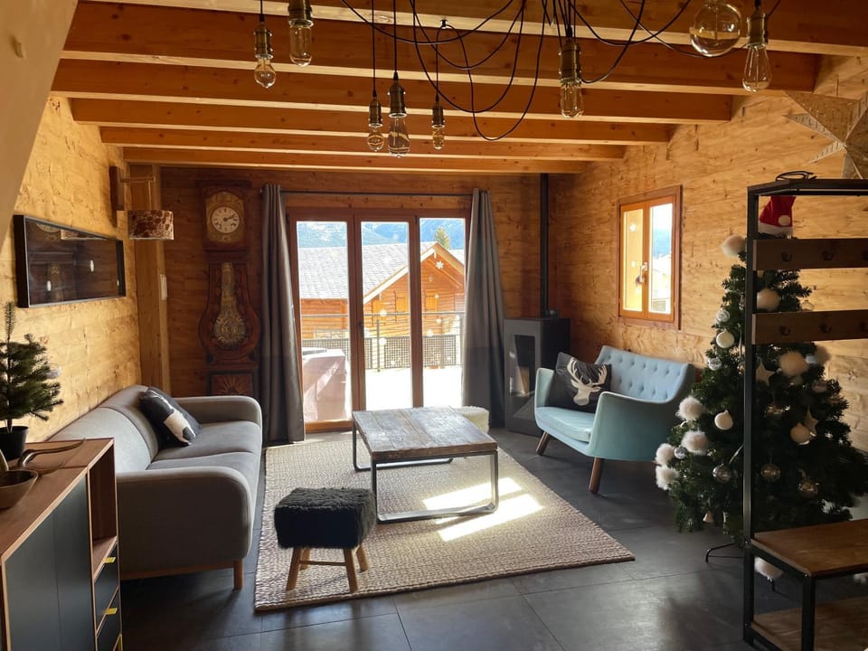 Chalet mitoyen à Bolquère pour 8 personnes Chalet in Bolquère