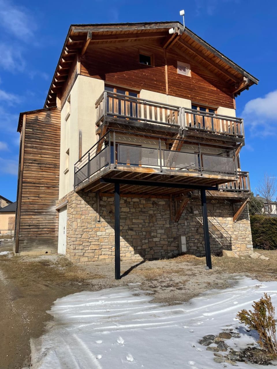 Chalet mitoyen à Bolquère pour 8 personnes Chalet in Bolquère