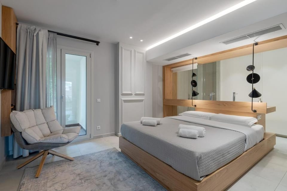 Aphrodite - Luxenia Suites Apartment in Plaka