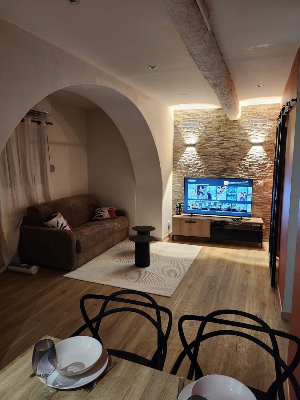 TV and multimedia, Living room