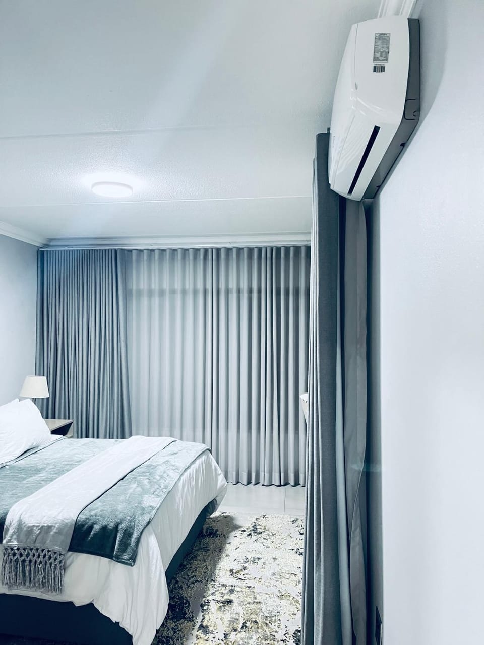 Cottonwoods Apartments Apartment in Sandton