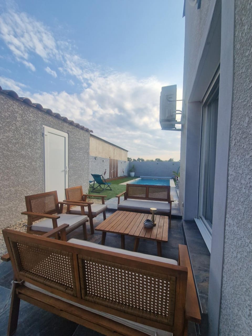 Patio, Balcony/Terrace