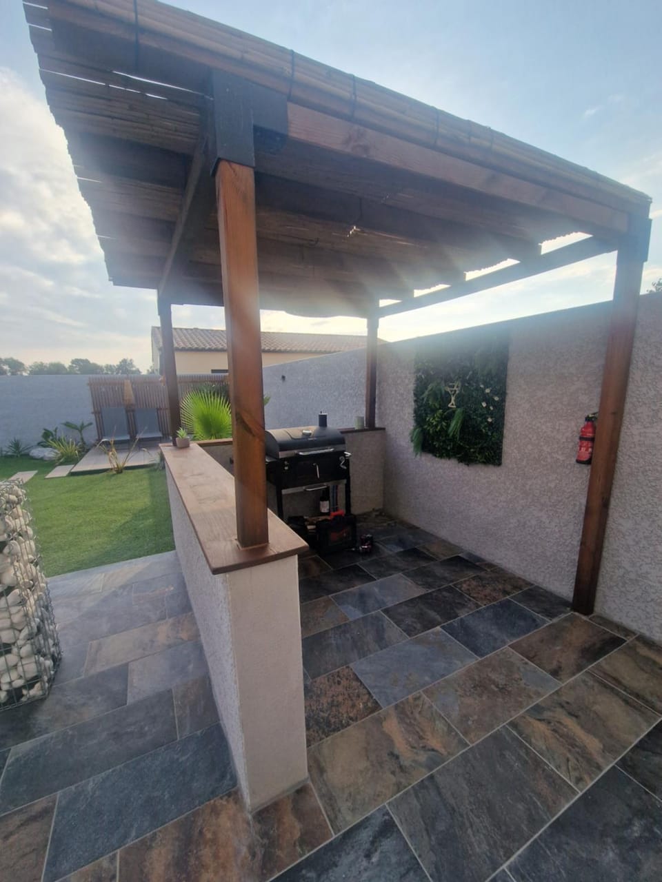 Patio, BBQ facilities, BBQ facilities