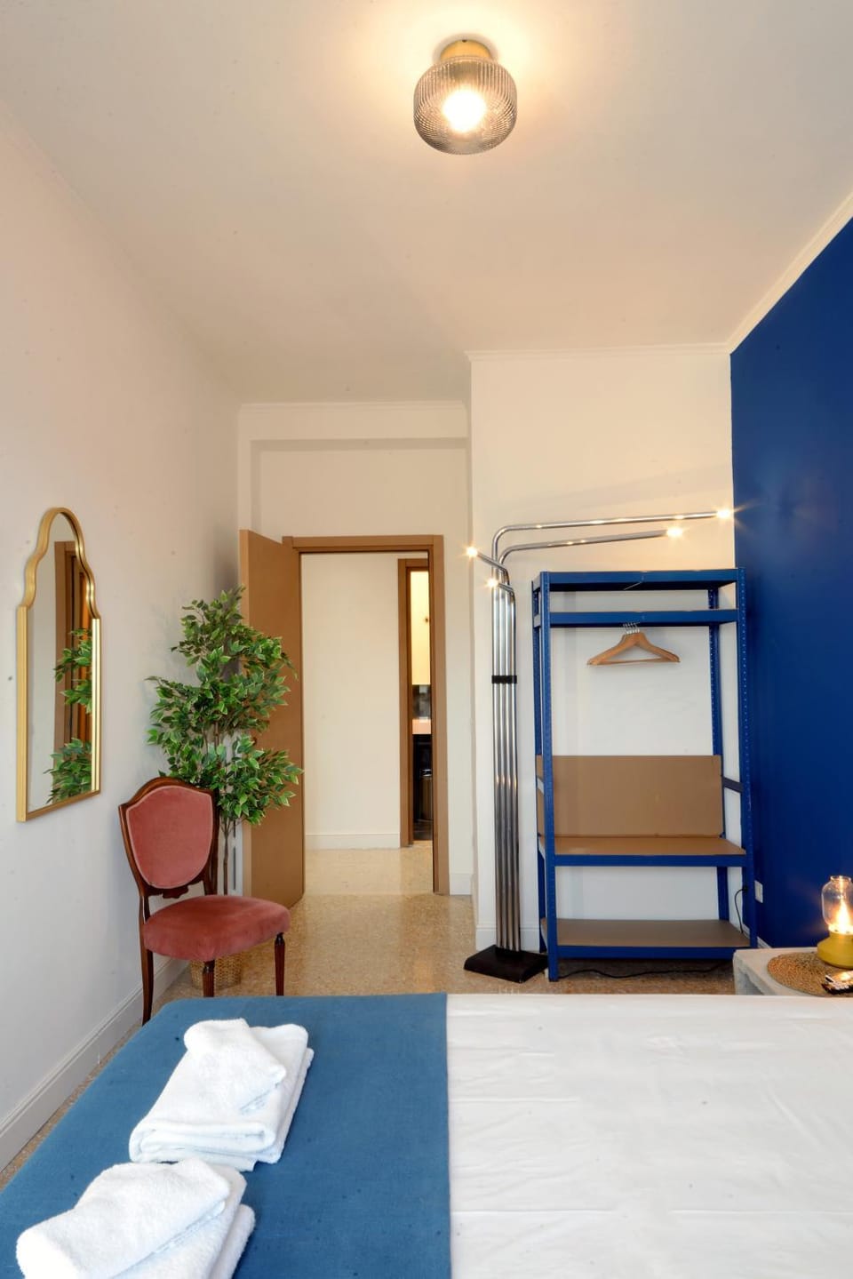 Bed, Photo of the whole room, Bedroom, towels, wardrobe