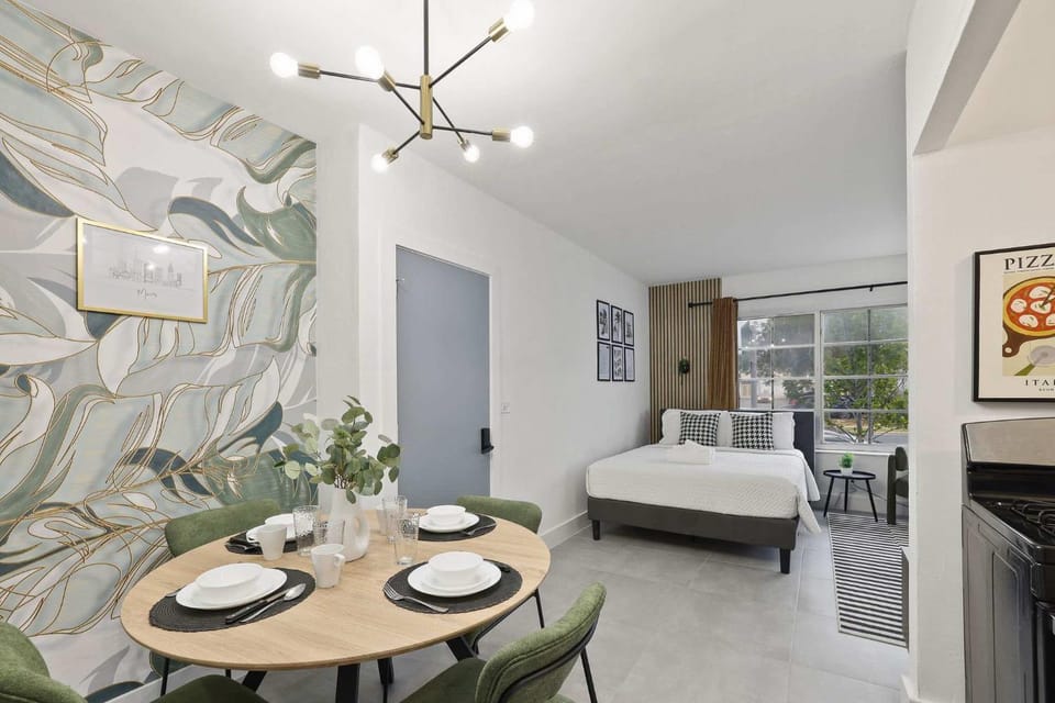 Miami Beach Escape 1BR 4 Guests Apartment in Miami Beach