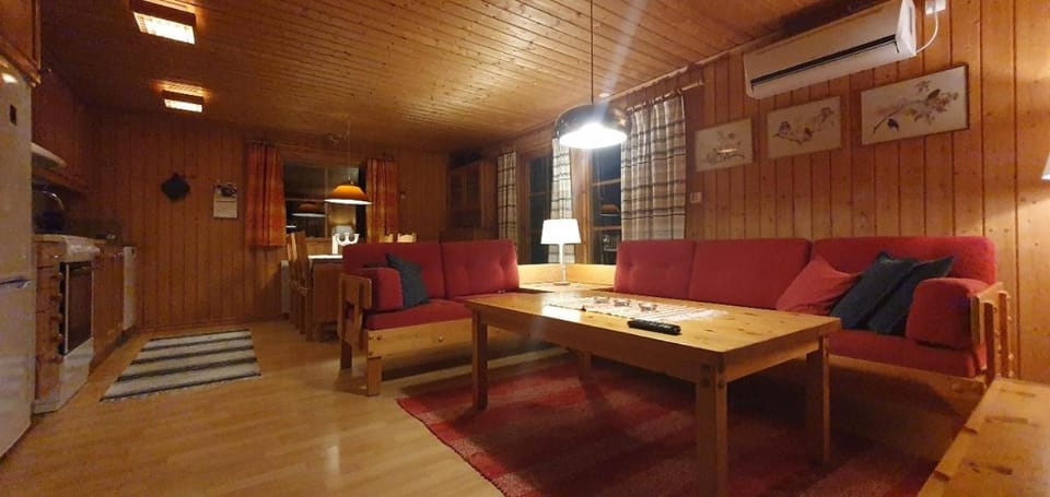 Sauna | Wi-Fi | Terrace | Wood stove | Cable TV House in Sweden