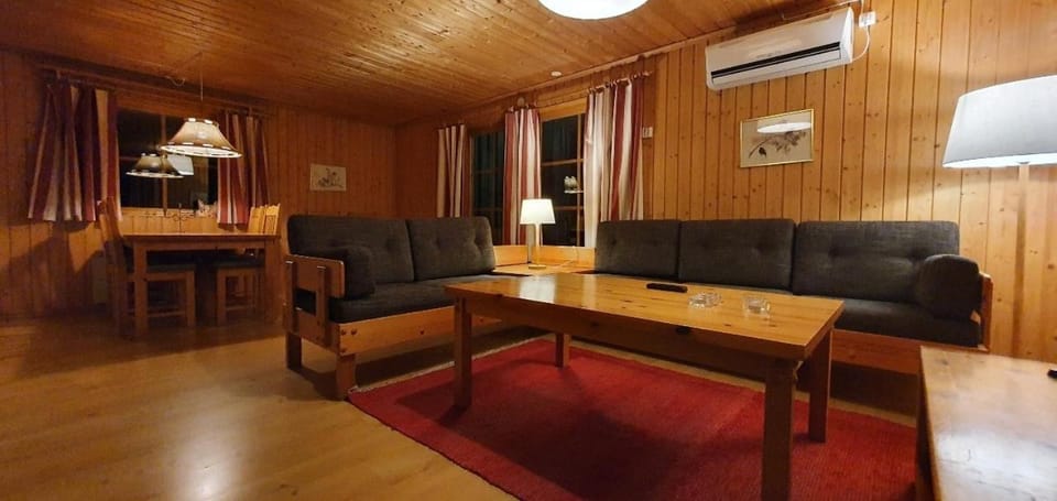Sauna | Wi-Fi | Terrace | Wood stove | Cable TV House in Sweden