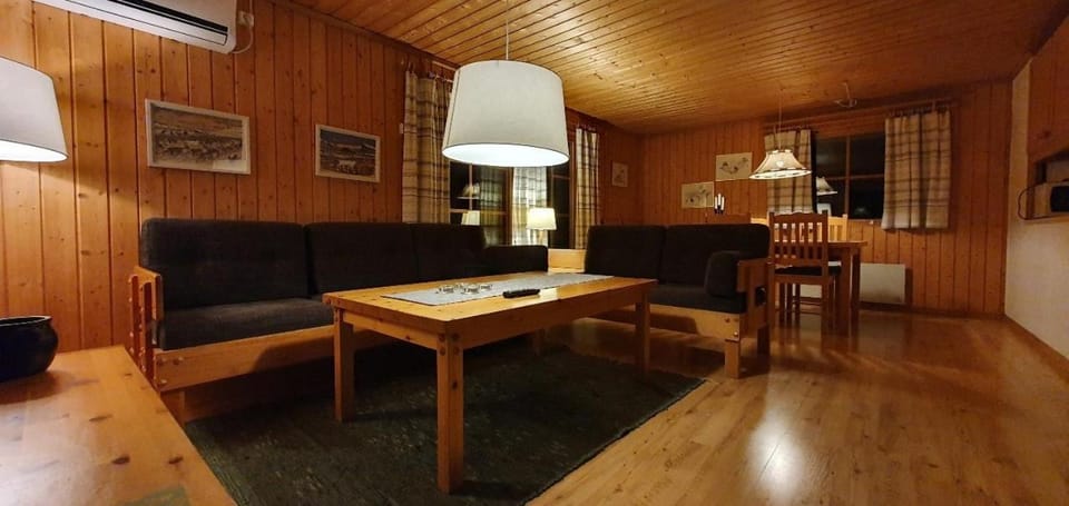 Sauna | Wi-Fi | Terrace | Wood stove | Cable TV House in Sweden