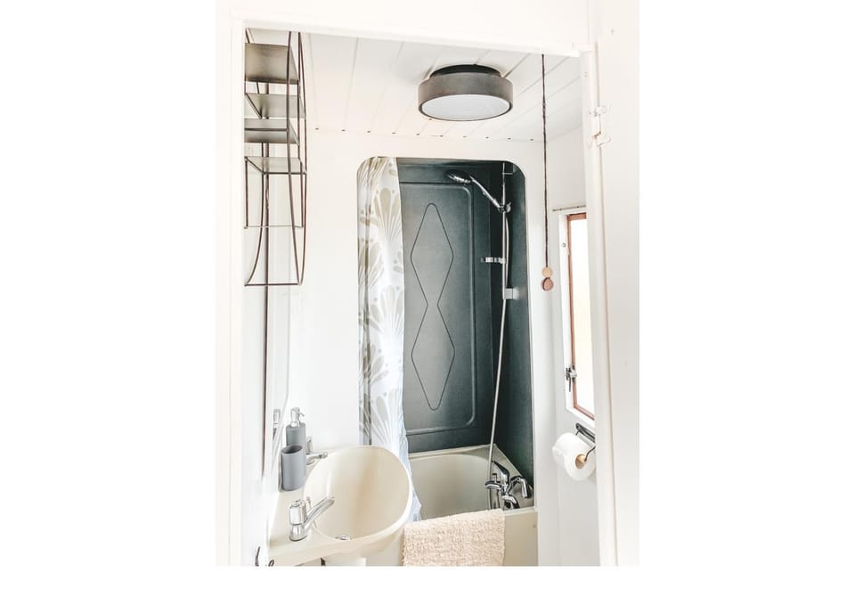 Przyczepa nad Zatoką Surf'n'Vintage Campground/ 
RV Resort in Pomeranian Voivodeship