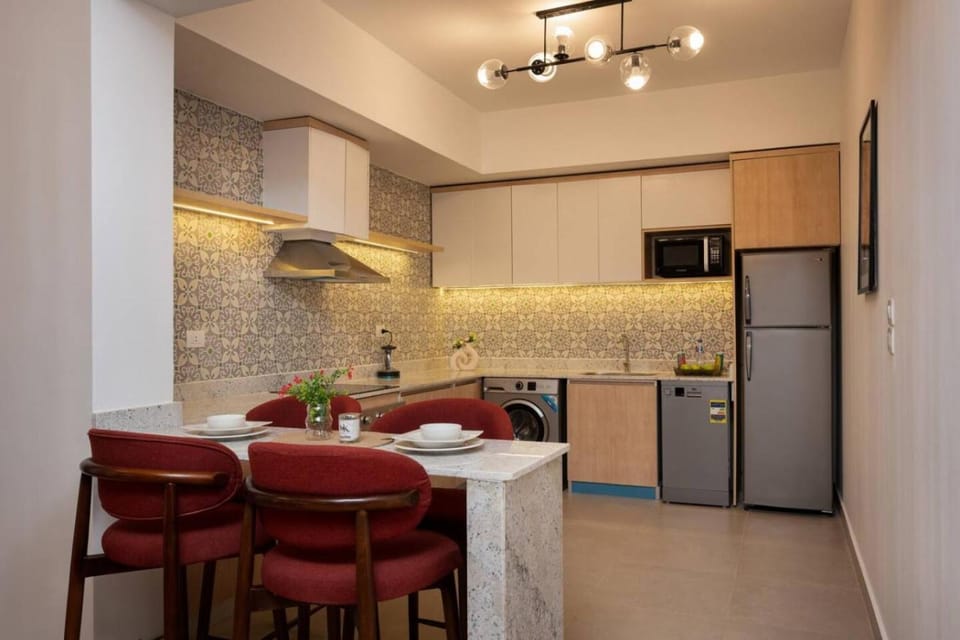 Kitchen or kitchenette, Seating area