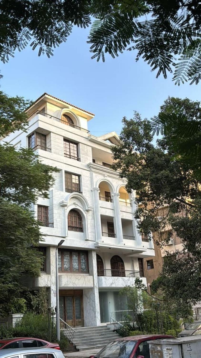 Property building, Location