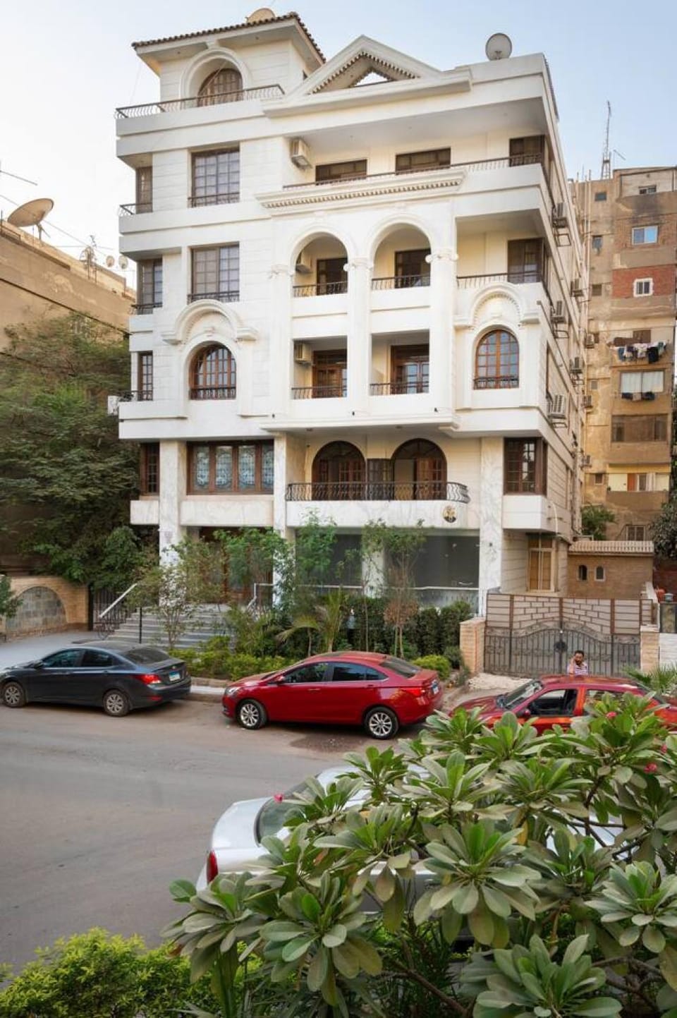 Property building, Street view, Location, Parking