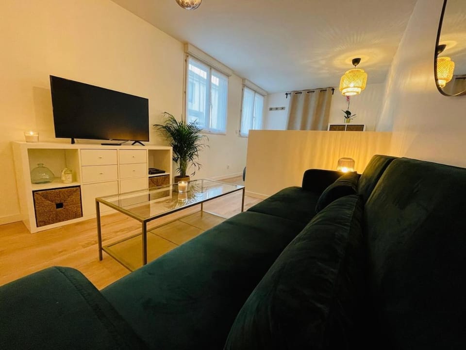 Cosy apartment City Center Apartment in Île-de-France