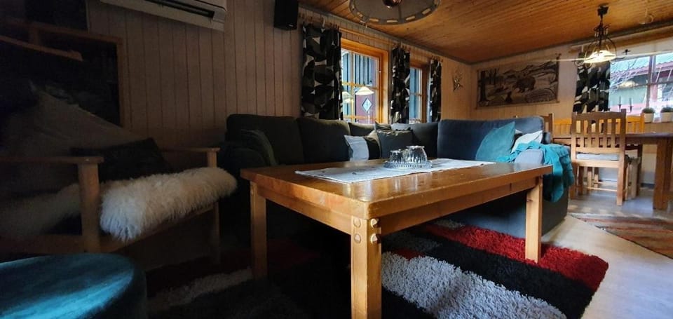 Sauna | Wi-Fi | Terrace | Wood stove | Cable TV House in Sweden