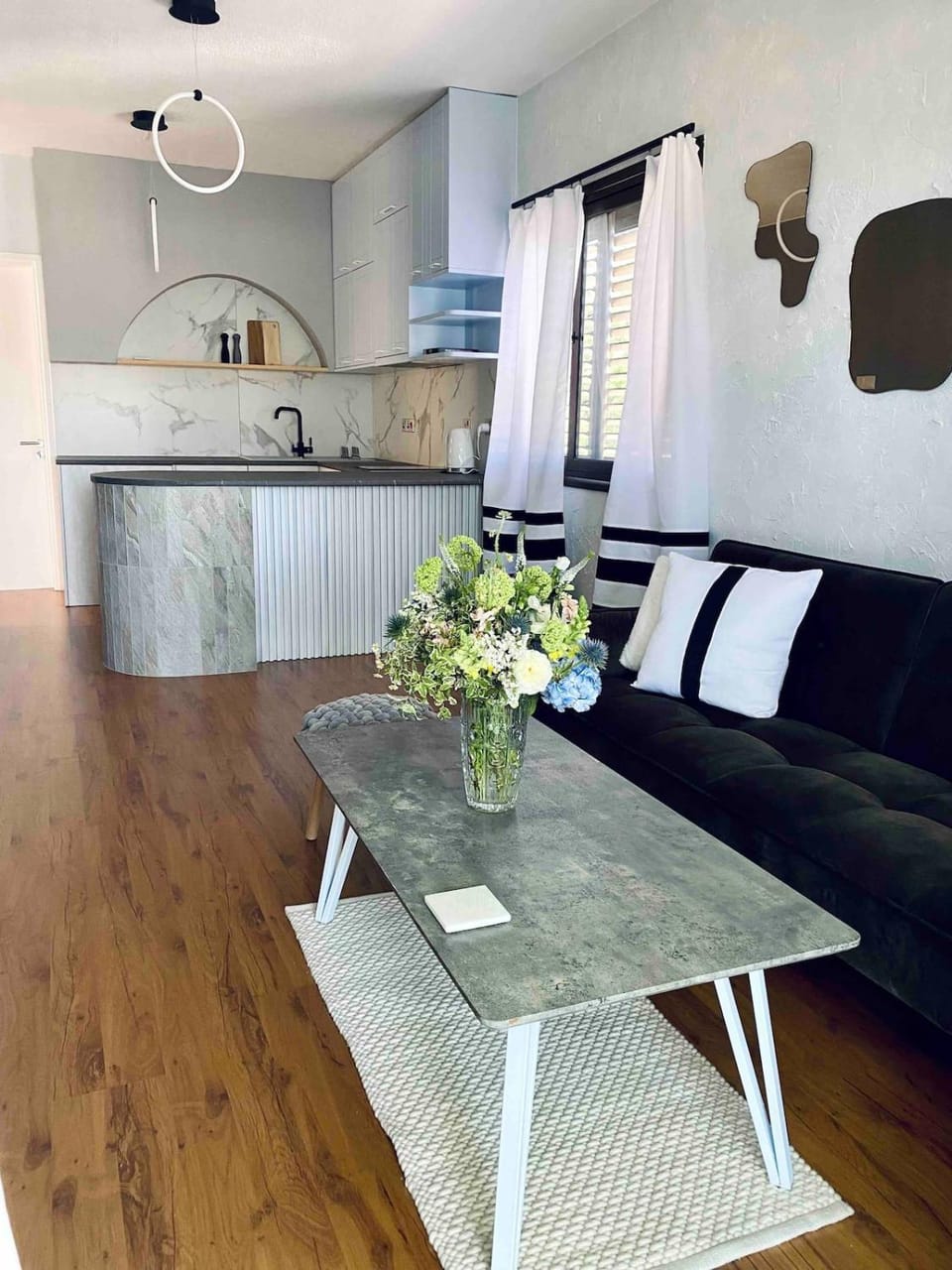 Lovely location, near harbour, restaurants,Mall Apartment in Paphos
