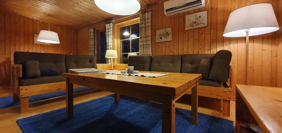 Sauna | Wi-Fi | Terrace | Wood stove | Cable TV House in Sweden