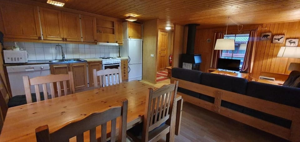 Sauna | Wi-Fi | Terrace | Wood stove | Cable TV House in Sweden