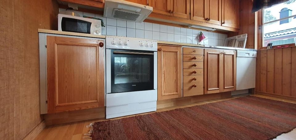 Sauna | Wi-Fi | Terrace | Wood stove | Cable TV House in Sweden