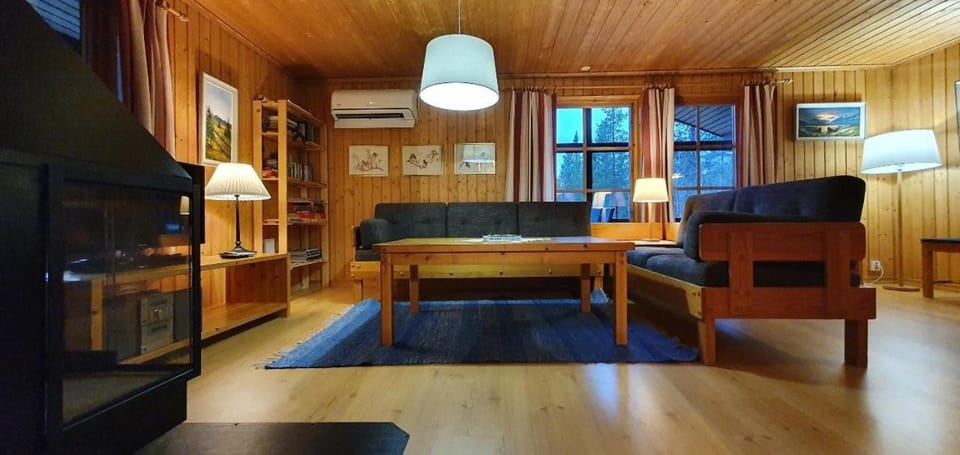 Sauna | Wi-Fi | Terrace | Wood stove | Cable TV House in Sweden