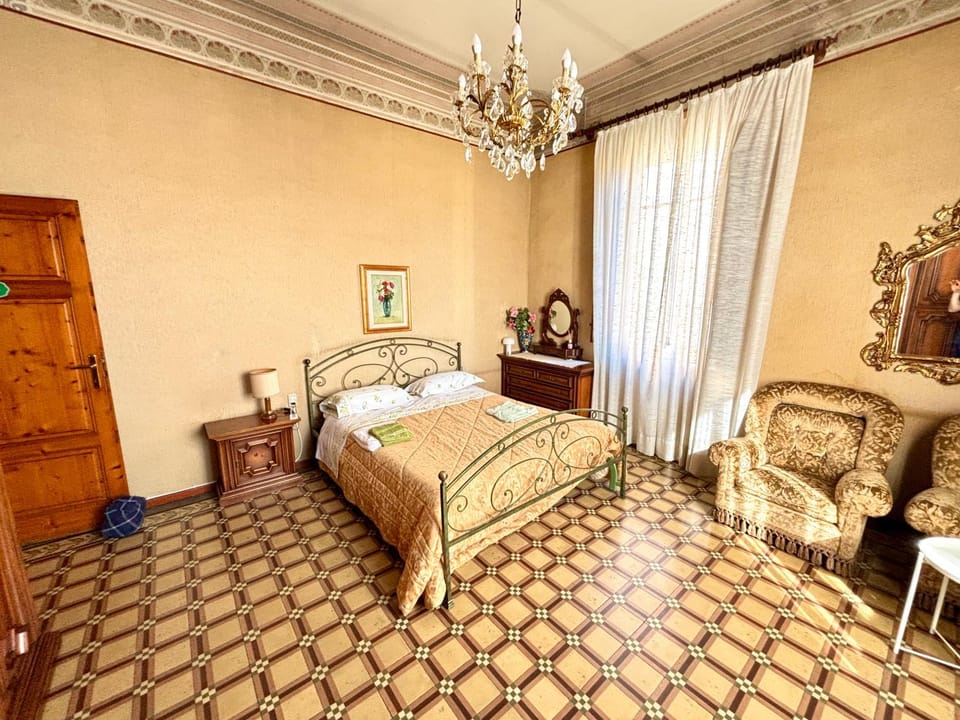 Guest House Villa Lenzi - Dimora Storica Villa in Lucca