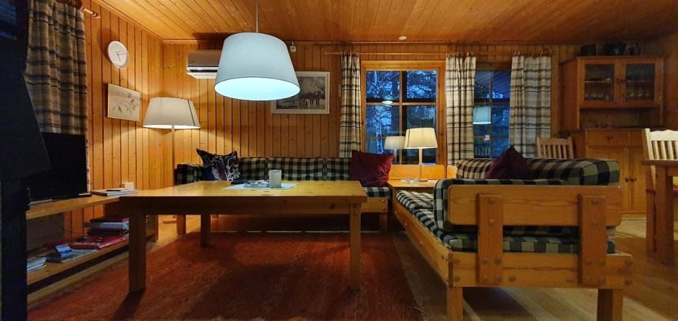 Sauna | Wi-Fi | Terrace | Wood stove | Cable TV House in Sweden