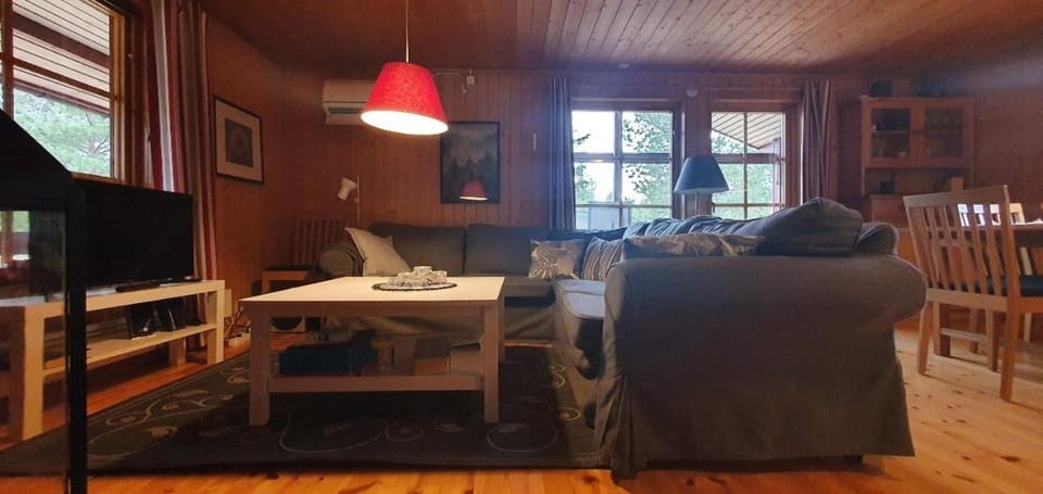 Sauna | Wi-Fi | Terrace | Wood stove | Cable TV House in Sweden