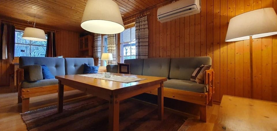 Sauna | Wi-Fi | Terrace | Wood stove | Cable TV House in Sweden