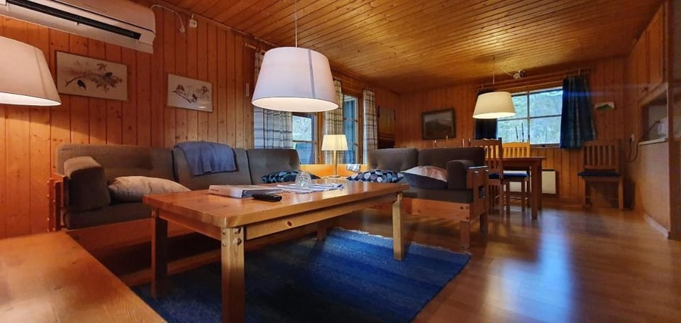 Sauna | Wi-Fi | Terrace | Wood stove | Cable TV House in Sweden