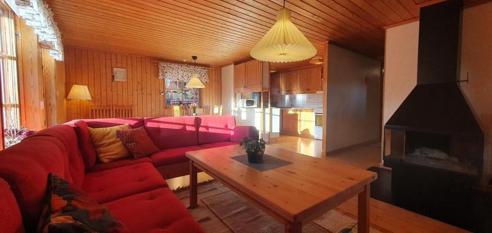 Sauna | Wi-Fi | Terrace | Wood stove | Cable TV House in Sweden